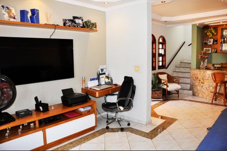 Casa à venda com 210m², 3 quartos e 3 vagas