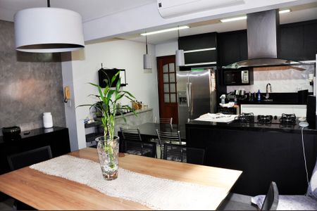 Casa à venda com 210m², 3 quartos e 3 vagas