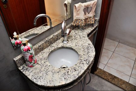 Casa à venda com 210m², 3 quartos e 3 vagas