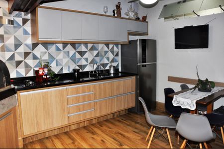 Casa à venda com 210m², 3 quartos e 3 vagas