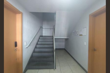 Apartamento à venda com 2 quartos, 48m² em Olaria, Canoas