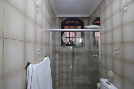 Casa à venda com 380m², 3 quartos e 3 vagasBanheiro social