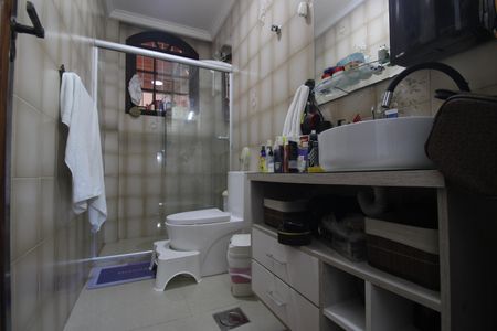 Casa à venda com 380m², 3 quartos e 3 vagasBanheiro social