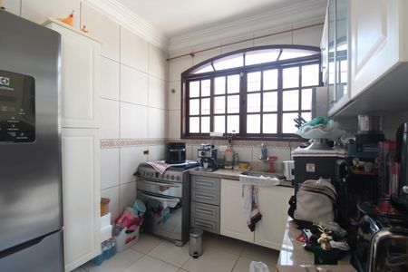 Casa à venda com 380m², 3 quartos e 3 vagasCozinha