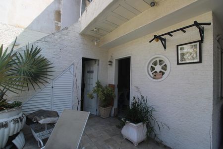 Casa à venda com 380m², 3 quartos e 3 vagasÁrea de serviço - Banheiro