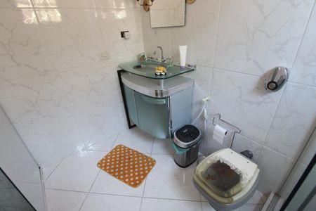 Casa à venda com 380m², 3 quartos e 3 vagasBanheiro da suíte 1