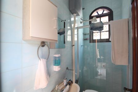 Casa à venda com 380m², 3 quartos e 3 vagasQuintal - Banheiro