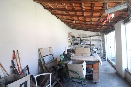 Casa à venda com 380m², 3 quartos e 3 vagasQuintal - Edícula