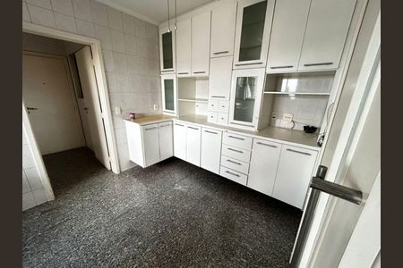 Apartamento à venda com 136m², 3 quartos e 2 vagas