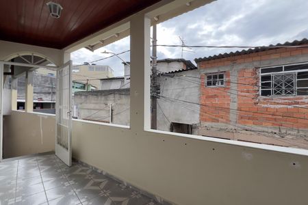 Casa para alugar com 70m², 2 quartos e 1 vagaÁrea externa