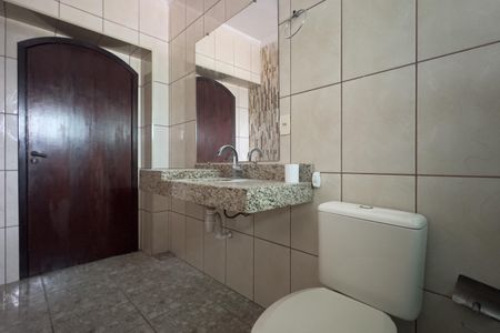 Casa para alugar com 70m², 2 quartos e 1 vagaBanheiro