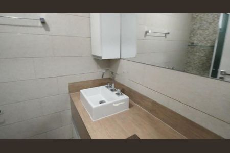 Apartamento à venda com 60m², 2 quartos e 1 vaga