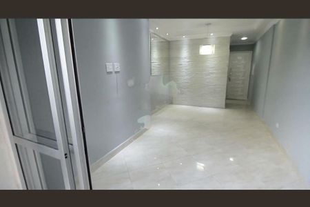Apartamento à venda com 60m², 2 quartos e 1 vaga