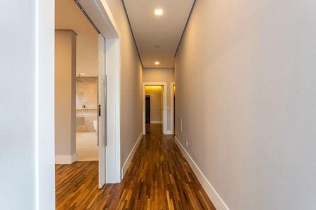 Casa à venda com 392m², 5 quartos e 4 vagas