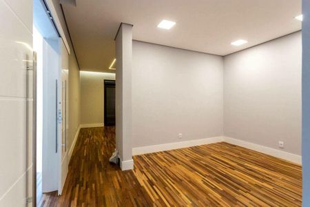 Casa à venda com 392m², 5 quartos e 4 vagas