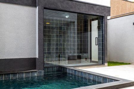 Casa à venda com 392m², 5 quartos e 4 vagas