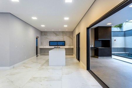 Casa à venda com 392m², 5 quartos e 4 vagas