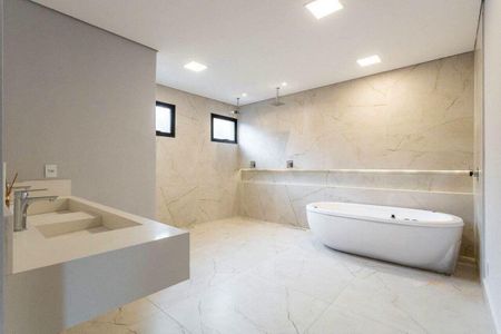 Casa à venda com 392m², 5 quartos e 4 vagas