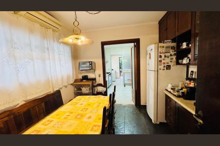 Casa à venda com 3 quartos, 210m² em Pompeia, São Paulo