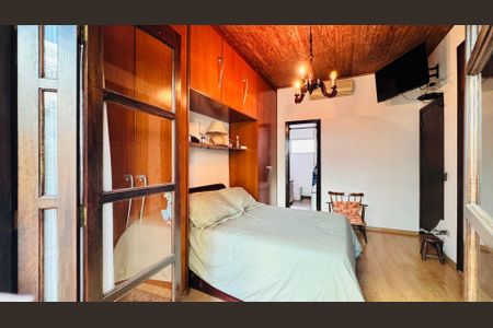 Casa à venda com 3 quartos, 210m² em Pompeia, São Paulo