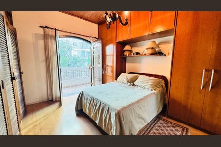 Casa à venda com 3 quartos, 210m² em Pompeia, São Paulo