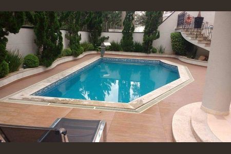 Casa à venda com 850m², 5 quartos e 4 vagas