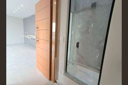 Casa à venda com 2 quartos, 145m² em Vila Carrão, São Paulo