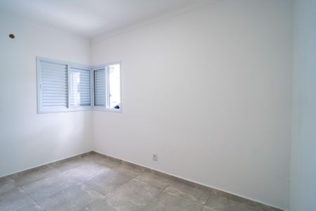 Casa para alugar com 185m², 3 quartos e 3 vagas Casa para alugar com 185m², 3 quartos e 3 vagasQuarto 2