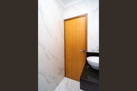 Casa para alugar com 185m², 3 quartos e 3 vagas Casa para alugar com 185m², 3 quartos e 3 vagasBanheiro social