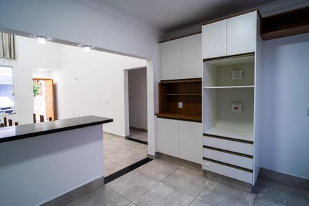 Casa para alugar com 185m², 3 quartos e 3 vagas Casa para alugar com 185m², 3 quartos e 3 vagasCozinha