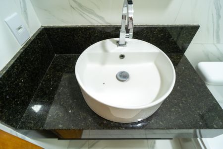 Casa para alugar com 185m², 3 quartos e 3 vagas Casa para alugar com 185m², 3 quartos e 3 vagasBanheiro da Suíte