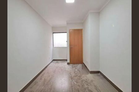 Casa à venda com 2 quartos, 135m² em Vila Carrão, São Paulo