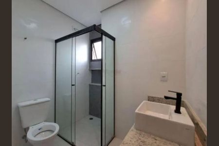 Casa à venda com 2 quartos, 135m² em Vila Carrão, São Paulo