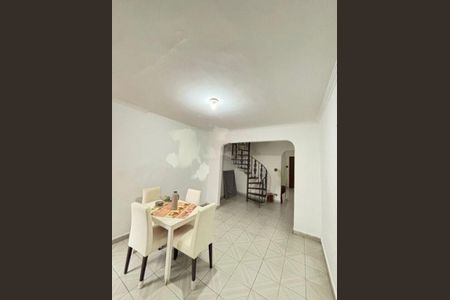 Casa à venda com 161m², 3 quartos e 1 vaga
