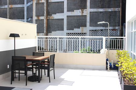 Studio para alugar com 27m², 1 quarto e sem vagaPiscina - Ducha