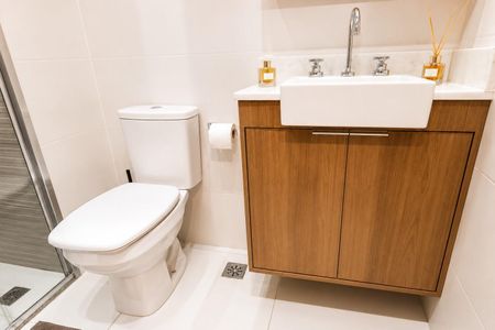 Studio para alugar com 27m², 1 quarto e sem vaga Studio para alugar com 27m², 1 quarto e sem vagaBanheiro