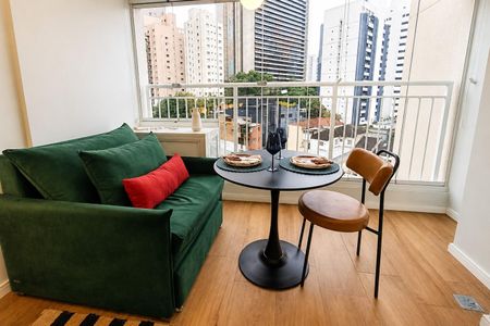 Studio para alugar com 27m², 1 quarto e sem vaga Studio para alugar com 27m², 1 quarto e sem vagaVaranda