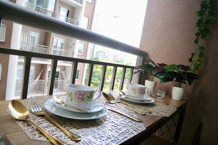 Studio para alugar com 28m², 1 quarto e sem vaga Studio para alugar com 28m², 1 quarto e sem vagaVaranda