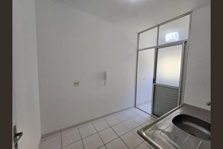 Apartamento à venda com 2 quartos, 50m² em Jardim Sarah, São Paulo