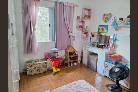 Casa à venda com 4 quartos, 182m² em Jardim Santa Mena, Guarulhos