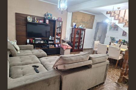 Casa à venda com 4 quartos, 182m² em Jardim Santa Mena, Guarulhos