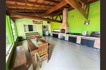 Casa à venda com 2 quartos, 120m² em Parque Santo Antonio, Guarulhos