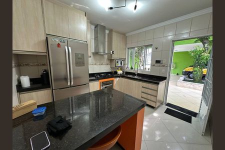 Casa à venda com 2 quartos, 120m² em Parque Santo Antonio, Guarulhos