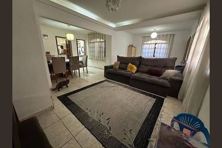 Casa à venda com 3 quartos, 220m² em Vila Rosalia, Guarulhos