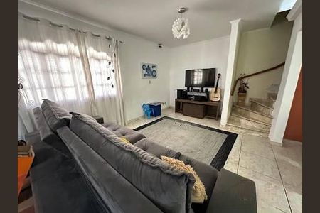 Casa à venda com 3 quartos, 220m² em Vila Rosalia, Guarulhos