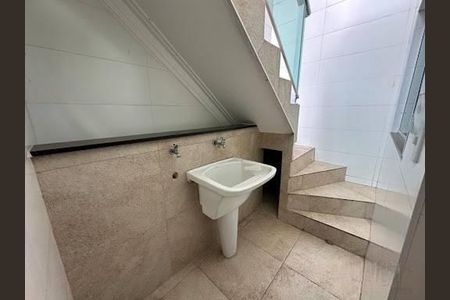 Casa à venda com 3 quartos, 156m² em Jardim Santa Mena, Guarulhos