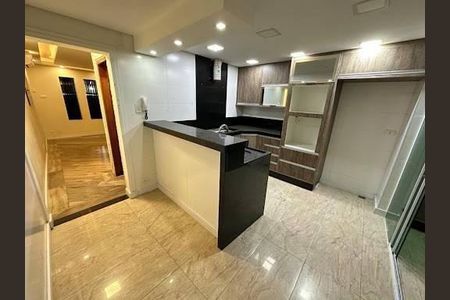 Casa à venda com 3 quartos, 156m² em Jardim Santa Mena, Guarulhos