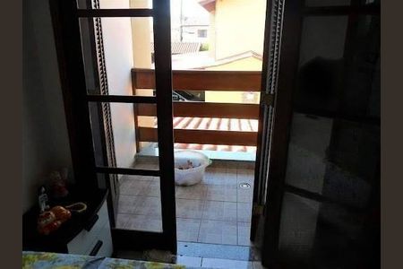 Casa à venda com 102m², 2 quartos e 2 vagas