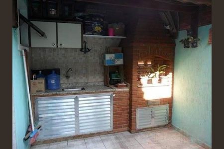 Casa à venda com 102m², 2 quartos e 2 vagas