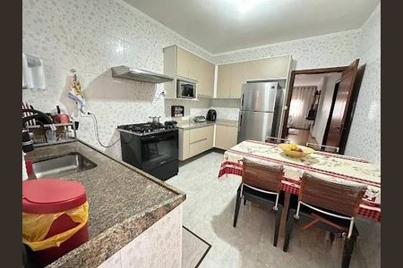 Casa à venda com 3 quartos, 237m² em Jardim São Jorge, Guarulhos